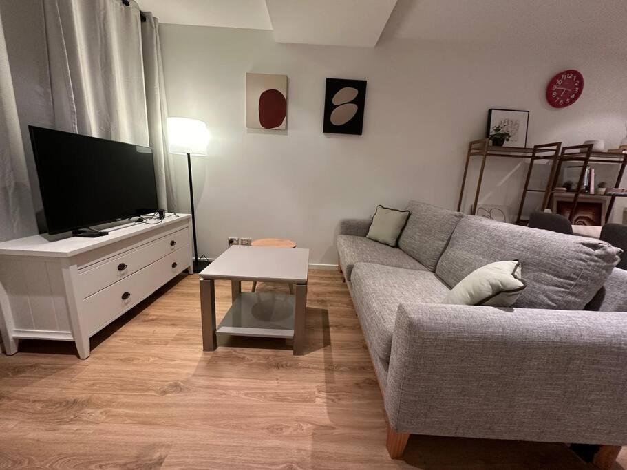 City Apartment With Sky Tower View Оукланд Екстериор снимка